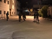 الاحتلال يقتحم سنجل ويعتقل 3 مواطنين ويداهم منازل ويصادر مركبات