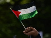 مشروع قانون إسرائيلي يمنع رفع علم فلسطين