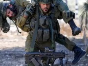 الاحتلال يعترف بإصابة أحد جنوده بجروح خطيرة بغزة