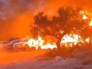 مستعمرون يضرمون النيران في أراضي بيت فوريك شرق نابلس