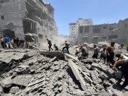 الأورومتوسطي: الاحتلال يرتكب مجازر واسعة بحي الشجاعية شرق قطاع غزة