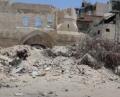 الاحتلال يدمر قلعة برقوق التاريخية في خان يونس ضمن حملته لتدمير الآثار في قطاع غزة