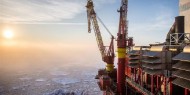السعودية وروسيا تتوصلان إلى اتفاق لخفض إنتاج النفط