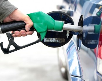 معاناة السائقين بين ارتفاع أسعار الوقود وغياب الإجراءات الحكومية