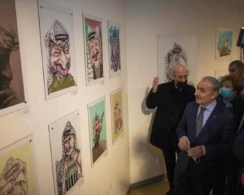 حسني: الإساءة لرمز الشعب الفلسطيني ياسر عرفات إسفاف جديد