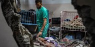 "أونروا": الوضع في قطاع غزة كارثي والأطباء لا يملكون سوى "السماعة وخافض اللسان"