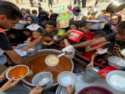 المطبخ المركزي العالمي يستأنف عمله في قطاع غزة